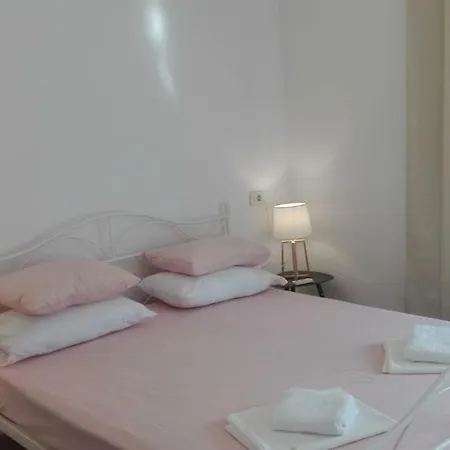 Marana Gostinjska kuća 3*