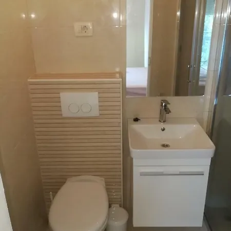Πανσιόν Marana *