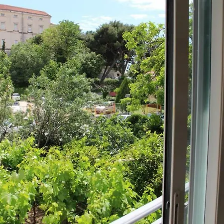 Marana Gostinjska kuća 3*